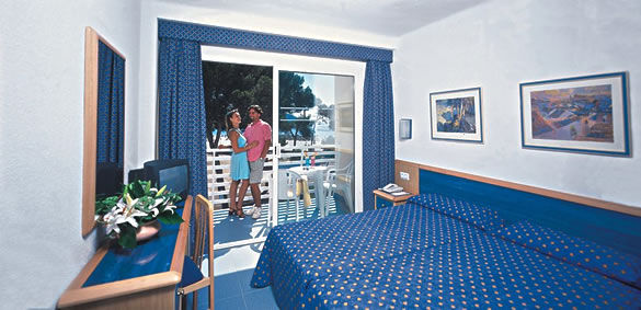 Hotel Palmira Isabela ซานตาปอนซา ภายนอก รูปภาพ